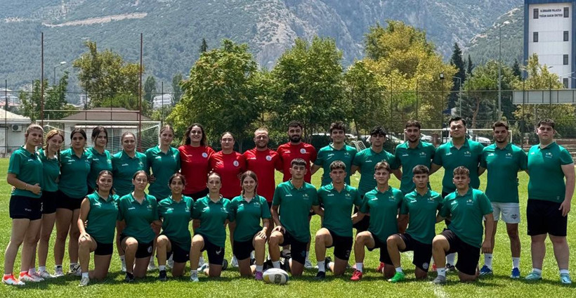 Körfezli ragbiciler final için sahaya çıkıyor - Resim : 1