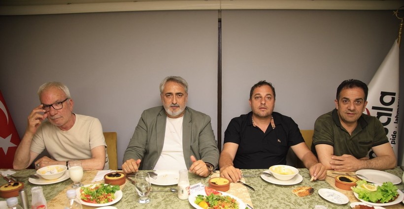 Bekirpaşa Masterler ve İzmit Erenler şampiyonluğu birlikte kutladı... Foto Galeri - Resim: 3