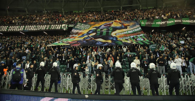 Kocaelispor – Sakarya maçının tribün ve taraftar fotoğrafları - Resim: 93