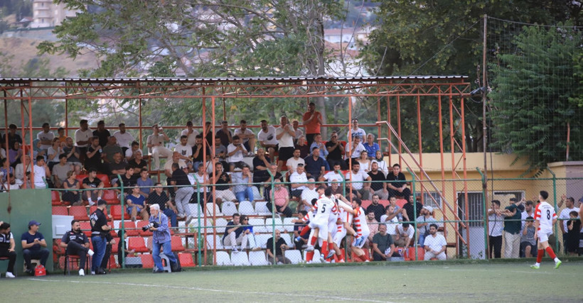 Körfez İlçesi Birlikspor – Başiskele Birlikspor maçının fotoğraf galerisi - Resim: 81