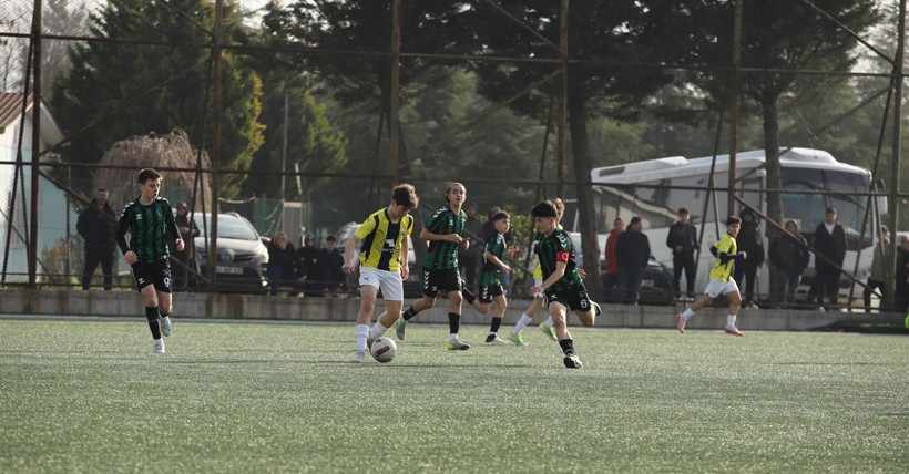 Kocaelispor - Fenerbahçe U-14 maçının fotoğrafları - Resim: 14
