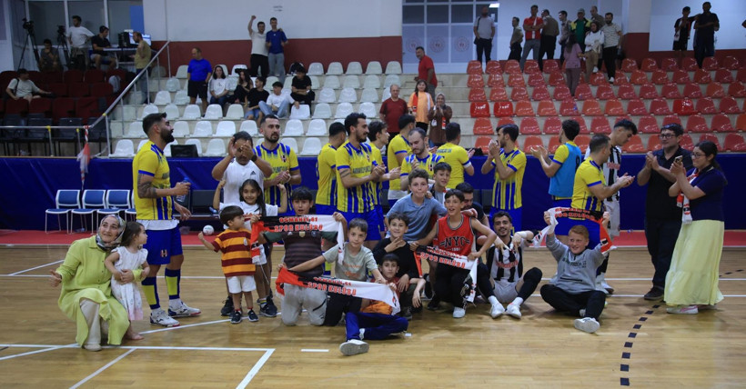 Yok böyle mücadele... Osmanlı 41 - Van Gölü Sportif: 7-6 Foto Galeri - Resim: 86