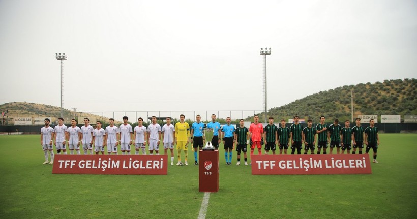 Kocaelispor – Mustafakemalpaşa U-19 finali maç içi fotoğrafları - Resim: 1