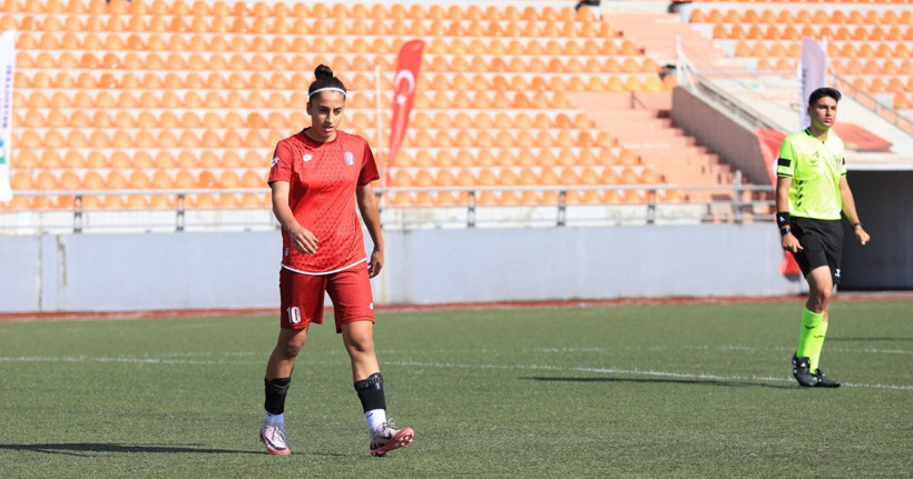 Kocaeli Kadın Futbol Kulübü – Arapçeşme maçı fotoğraf galerisi - Resim: 37