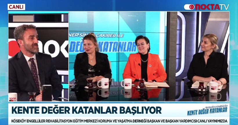 Reyhan Çobanoğlu'ndan Mustafa Kocaman'a: Her zaman yanımızda - Resim : 1