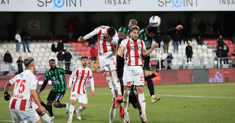 Ümraniyespor - Kocaelispor maçının fotoğraf galerisi - Resim: 44