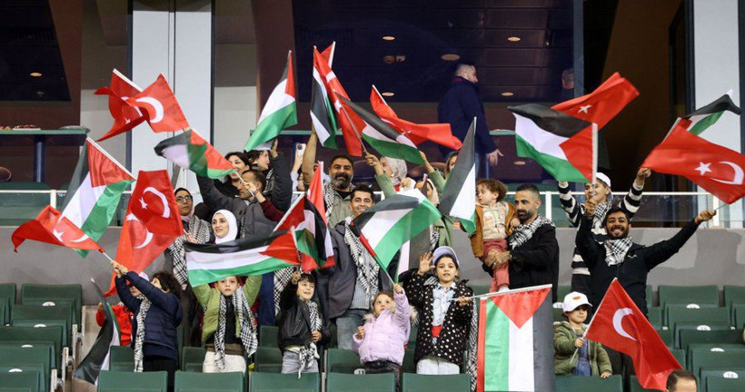 Kocaeli Stadı'nın özel misafirleri - Resim : 1