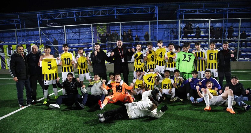Arslanbey Gençlerbirliği - İzmit Yahya Kaptan U-16 final maçının foto galerisi - Resim: 48