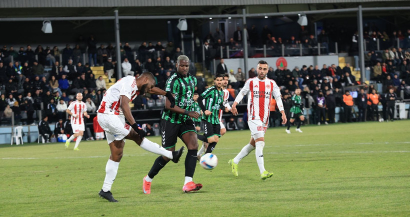 Ümraniyespor - Kocaelispor maçının fotoğraf galerisi - Resim: 53