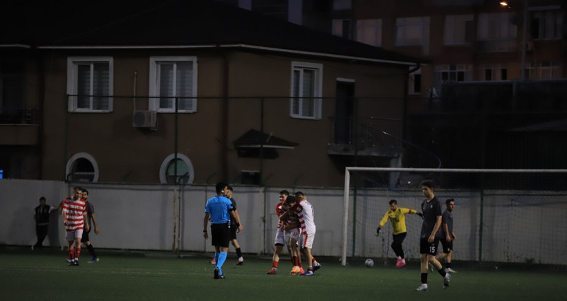 Körfez İlçesi Birlikspor – Başiskele Birlikspor maçının fotoğraf galerisi - Resim: 88