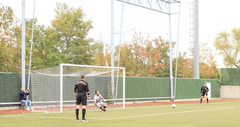 Arslanbey Organize Sanayi ile Derincespor yenişemedi! “0-0” - Resim : 7
