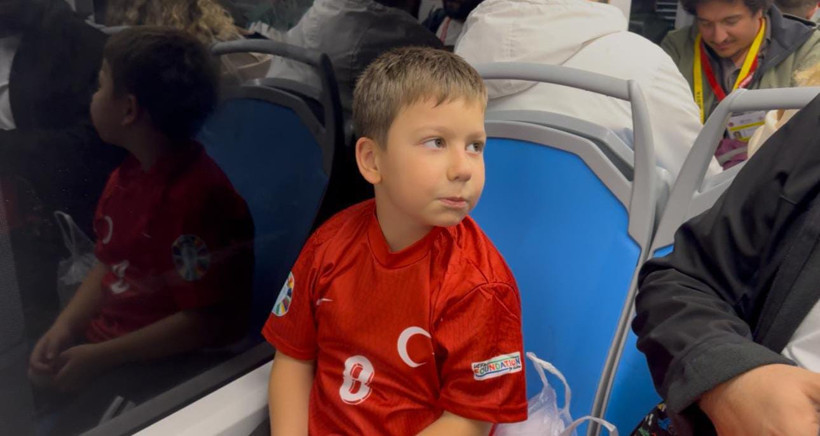 Kocaelili taraftarlar stadyuma gitmeye başladı - Resim : 4