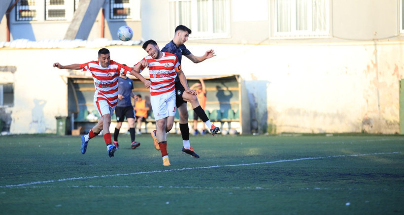 Körfez İlçesi Birlikspor – Başiskele Birlikspor maçının fotoğraf galerisi - Resim: 64