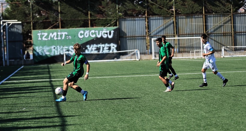 Kocaelispor - Sakaryaspor: 2-2 "U-17 Elit B maçı - Foto Galeri - Ali Köksal" - Resim: 18