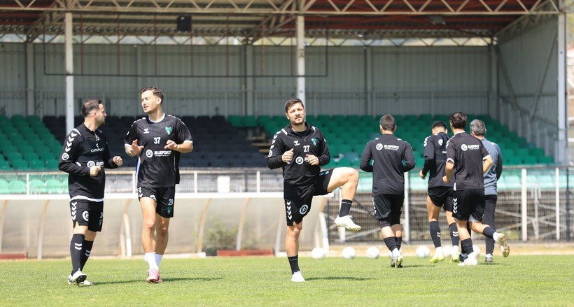 Süper Lig takımı Kocaelispor’un antrenman fotoğrafları - Resim: 17