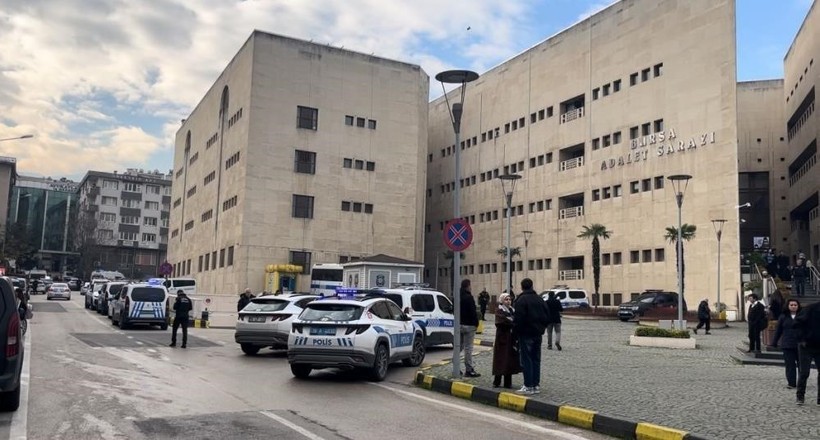 Bursa'da adliyeyi kana bulamışlardı: Tutuklandılar - Resim : 1