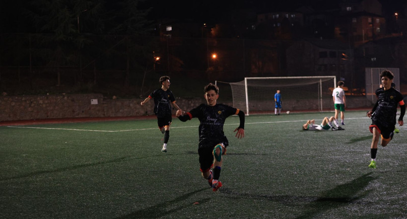 İzmit Yahya Kaptan - Hereke Yıldız U-16 maçının fotoğrafları - Resim: 13