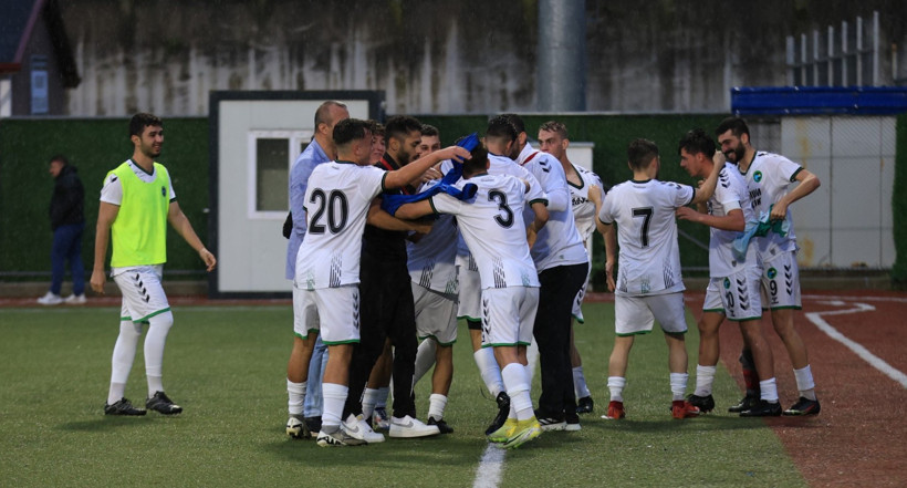 Karatepe Gençlerbirliği - Kocaeli Güneşspor: 1-2 "1. Amatör Lig maçı - Foto Galeri - Ali Köksal" - Resim: 95