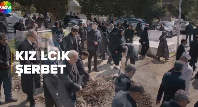 Kızılcık Şerbeti 97 Bölüm Fragmanı Pembe'nin Cenazesi Kalktı Mustafa Çıldırdı! - Resim: 1