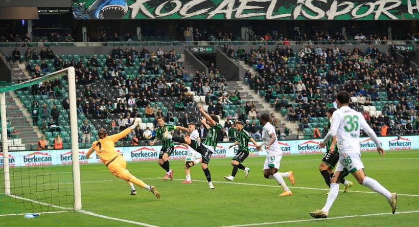 Kocaelispor – Boluspor maçı foto galeri - Resim: 97