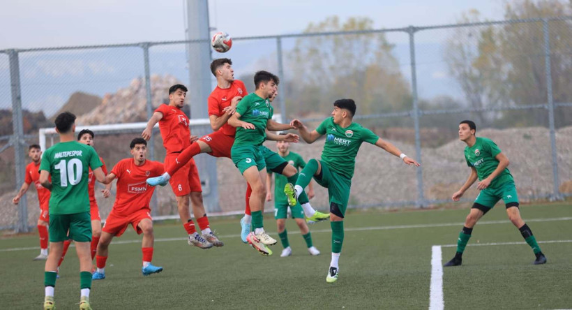 Kullarspor – Maltepespor maçı nefes kesti, kazanan çıkmadı! “2-2” - Resim : 3