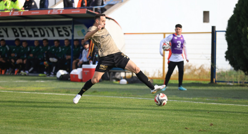 Muharrem Cinan Kocaelispor forması ile 41. maçına çıktı! - Resim : 2