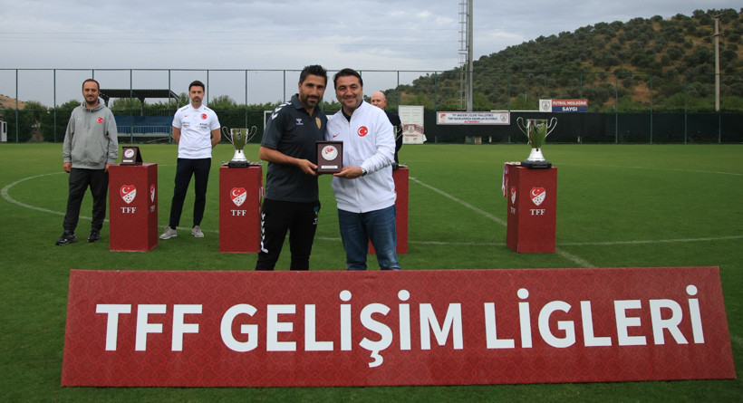 Kocaelispor, şampiyonaya damga vurdu! - Resim : 1