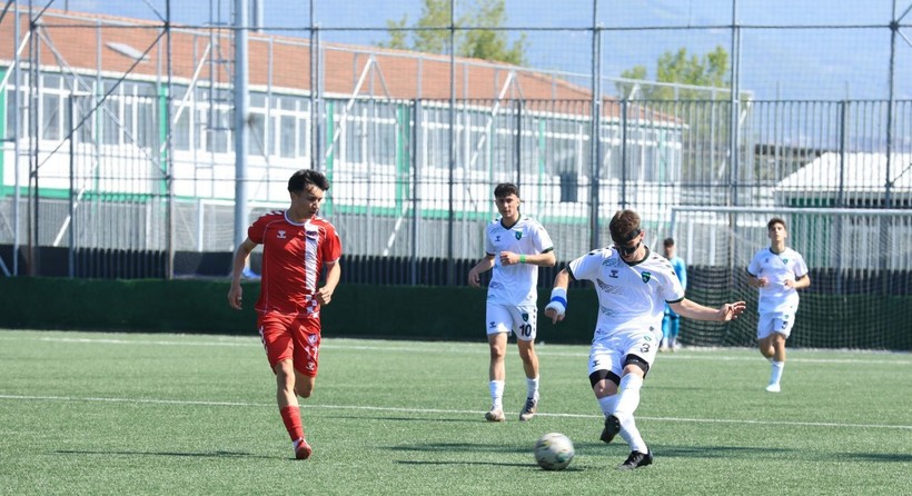 Kocaelispor – Keçiörengücü U-17 maçı foto galeri - Resim: 23