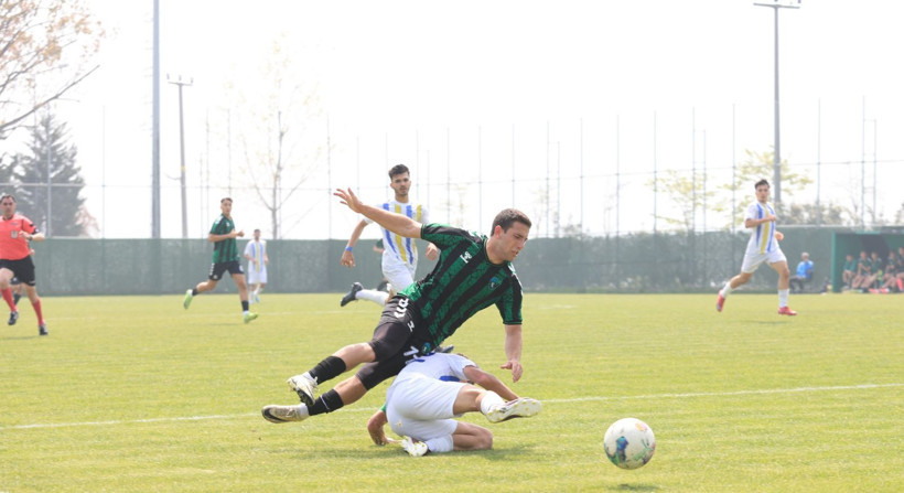 Kocaelispor - Belediye Derincespor U-19 maçının fotoğrafları - Resim: 77