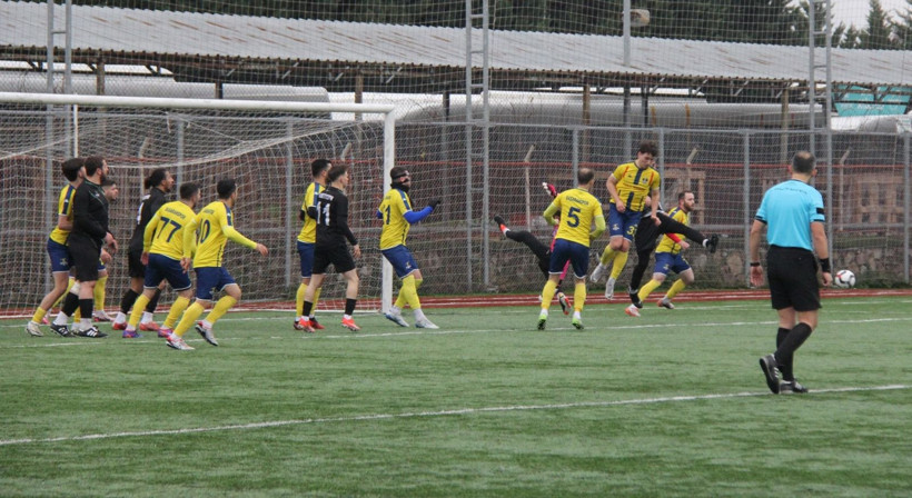 Nusretiyespor - Başaranspor maçının fotoğrafları - Resim: 77