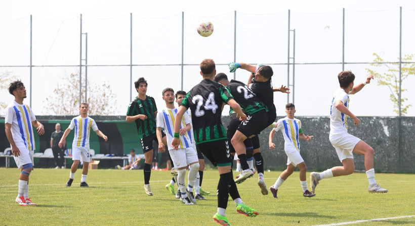 Kocaelispor U-19 ZİRVEDE tamamladı! “1-0” - Resim : 3