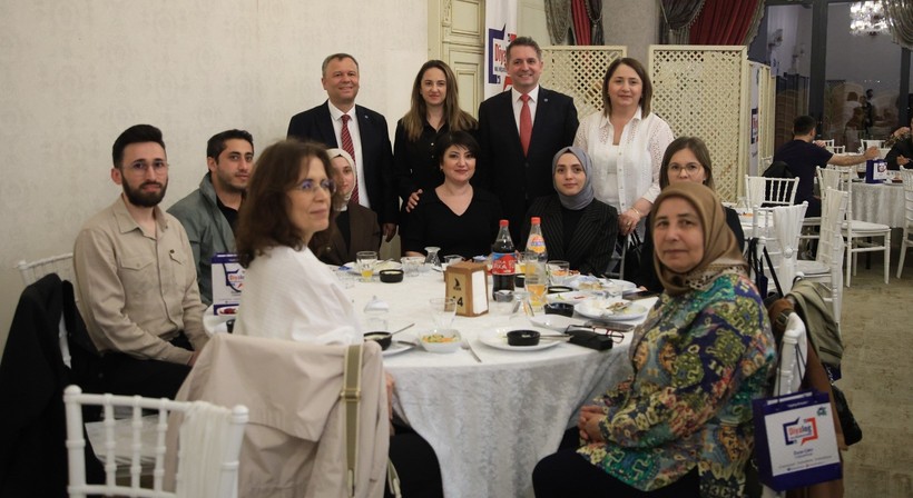 Özcan Çakır’dan kongre öncesi gövde gösterisi! - Resim : 1