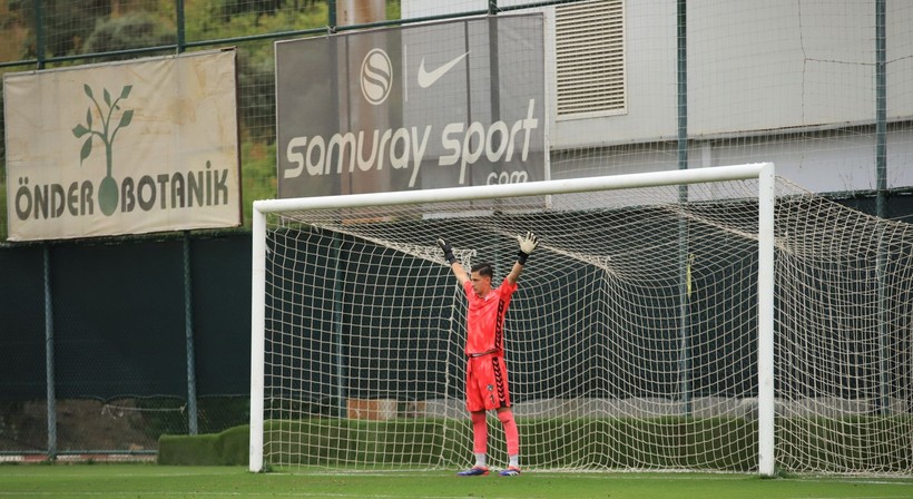 Kocaelispor - Mustafakemalpaşa U-19 maçının penaltı heyecanı Foto Galeri - Resim: 26