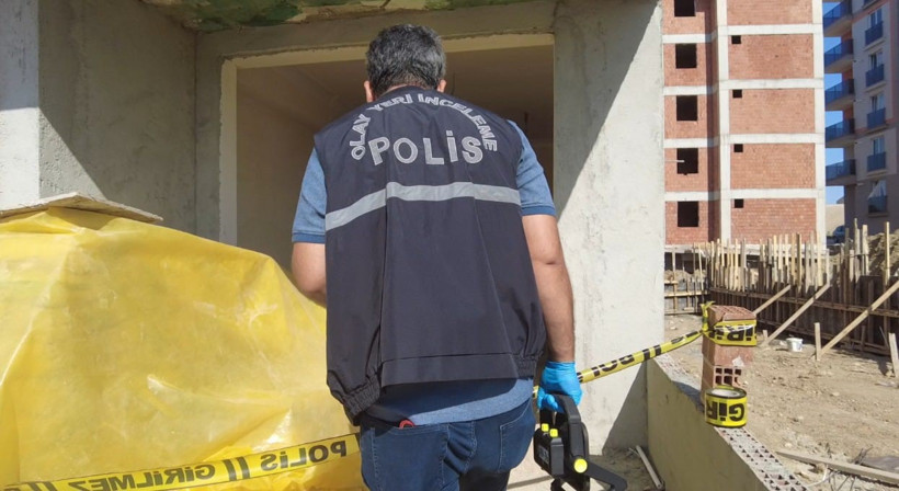 Yüksekten düşen işçi hayatını kaybetti! - Resim : 1