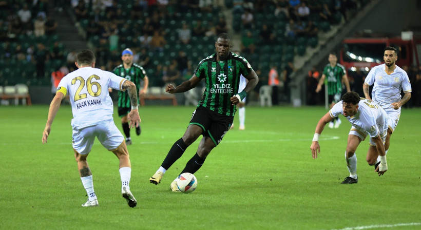 Kocaelispor - Manisa Futbol Kulübü maçı fotoğrafları "Foto Galeri - Ali Köksal" - Resim: 166