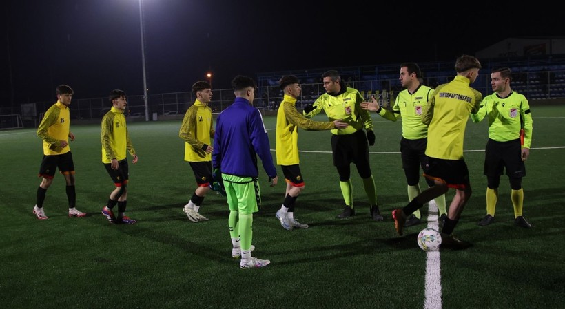 Arslanbey Gençlerbirliği - İzmit Yahya Kaptan U-16 final maçının foto galerisi - Resim: 5
