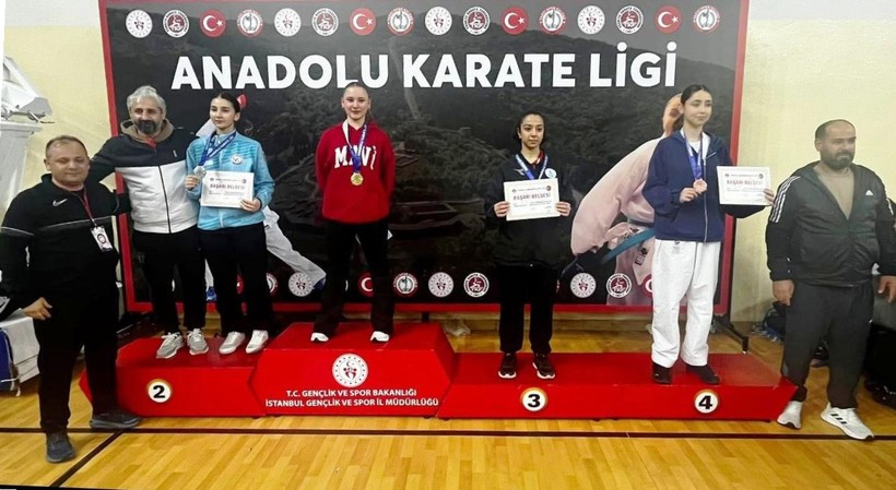 Körfez’li karateciler turnuvalardan boş dönmüyorlar - Resim : 3