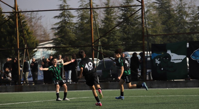 Kocaelispor - Fenerbahçe U-14 maçının fotoğrafları - Resim: 51