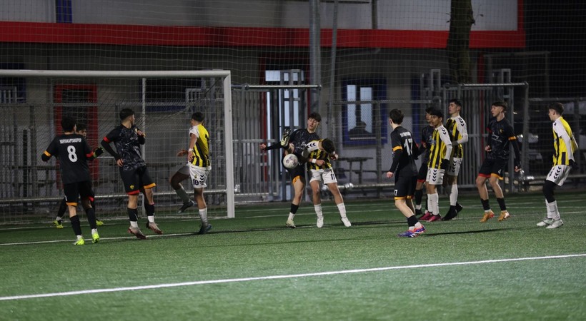 Arslanbey Gençlerbirliği - İzmit Yahya Kaptan U-16 final maçının foto galerisi - Resim: 23