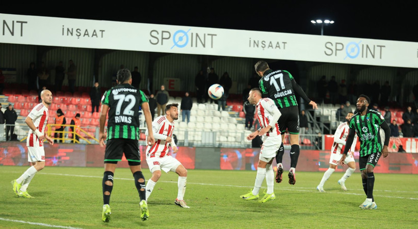 Ümraniyespor - Kocaelispor maçının fotoğraf galerisi - Resim: 35