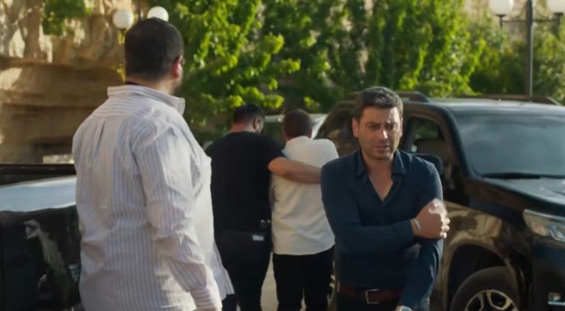 Uzak Şehir 27 Bölüm Fragmanı "Cihan Benim Kocam" Deyip Resti Çekti! Kanal D Uzak Şehir Yeni Bölüm - Resim: 2