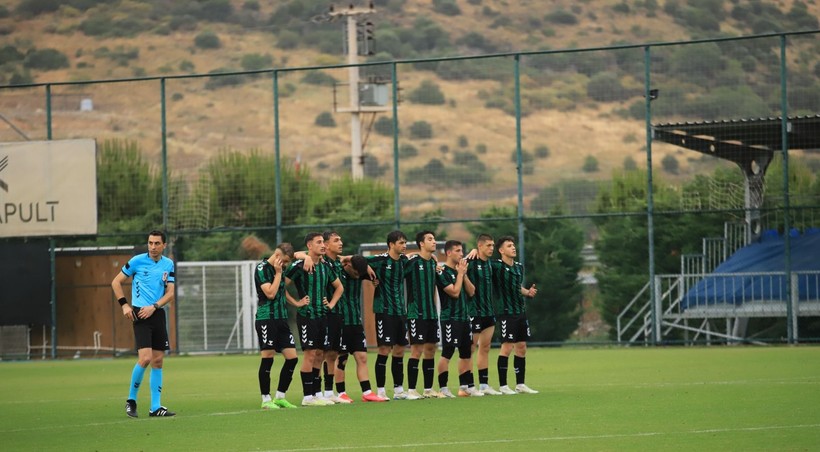 Kocaelispor - Mustafakemalpaşa U-19 maçının penaltı heyecanı Foto Galeri - Resim: 25