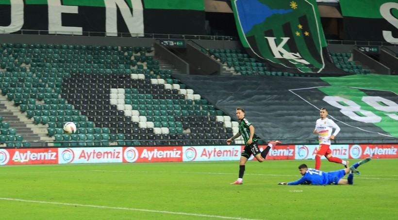 Kocaelispor - Yeni Malatyaspor 1-7 FOTO GALERİ - Resim: 71