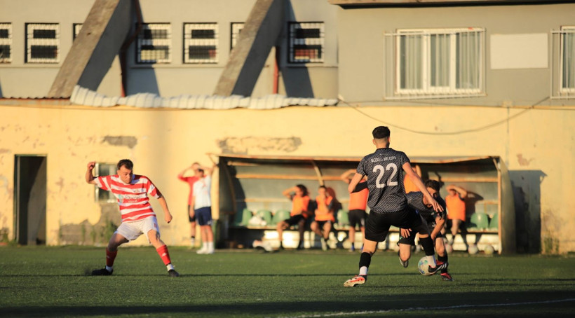 Körfez İlçesi Birlikspor – Başiskele Birlikspor maçının fotoğraf galerisi - Resim: 42