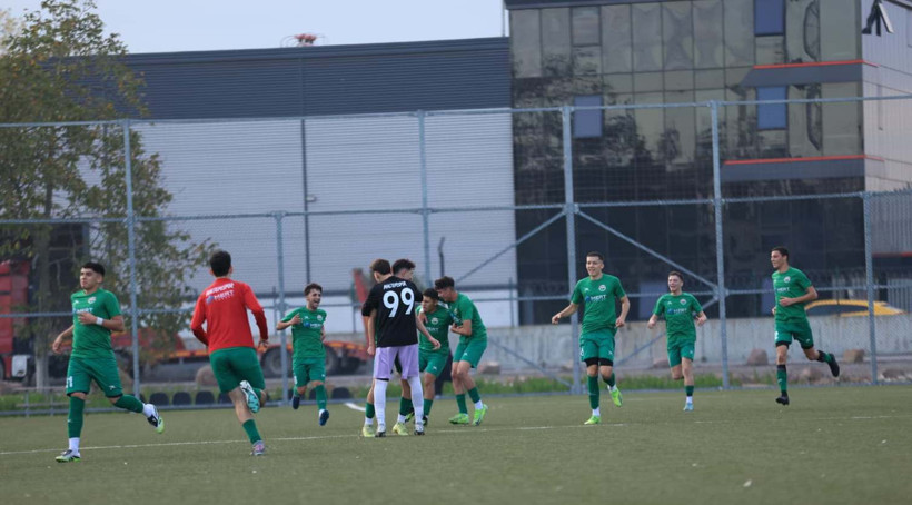 Kullarspor – Maltepespor maçı nefes kesti, kazanan çıkmadı! “2-2” - Resim : 1