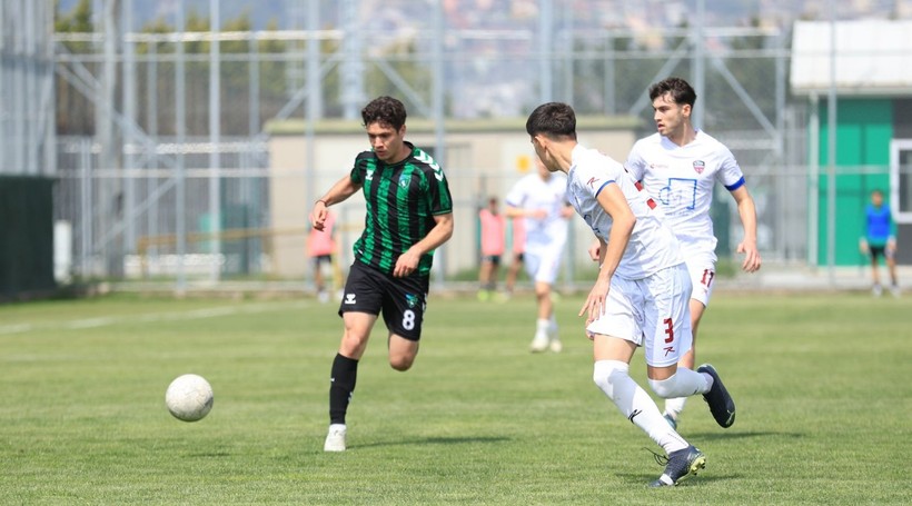 Kocaelispor - Mustafakemalpaşaspor maçının fotoğrafları - Resim: 28