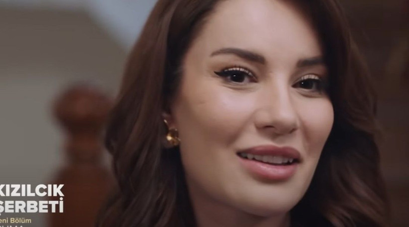 Kızılcık Şerbeti 102 Bölüm Fragmanı Meri Evi Terk Etti! Show TV Kızılcık Şerbeti Yeni Bölüm Özeti - Resim: 6