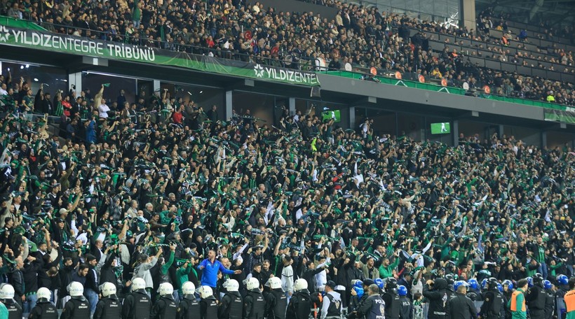 Kocaelispor – Sakarya maçının tribün ve taraftar fotoğrafları - Resim: 100