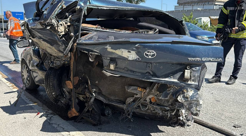 Kocaeli'de korkutan kaza: Otomobiller çarpıştı, birçok yaralı var! - Resim : 1