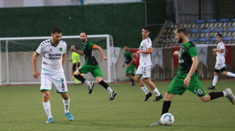 Karatepe Gençlerbirliği - Kocaeli Güneşspor: 1-2 "1. Amatör Lig maçı - Foto Galeri - Ali Köksal" - Resim: 86